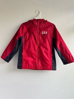 Gap Kids Red Windbreaker Jacket UK Flag Hooded XS (4-5) Lightweight